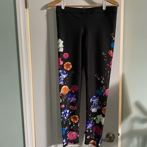 NWT Terez floral leggings